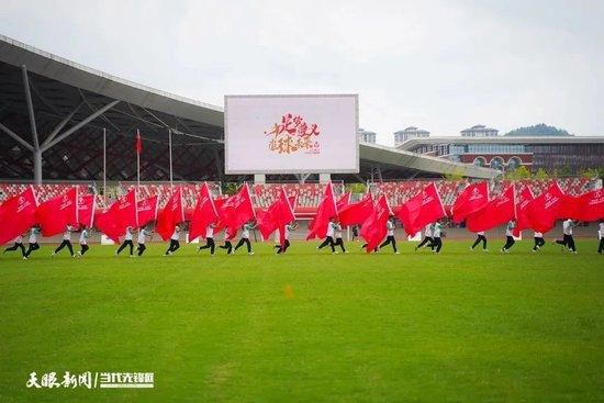 “我们的共同目标很明确：我们都希望看到曼联回到属于我们的地方，在英格兰、欧洲和世界足坛的巅峰。